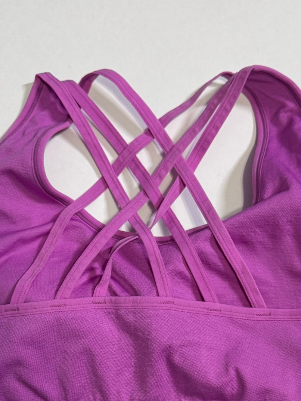 NWT Adrienne Vittadini Magenta Sports Bra w/Strappy Crisscross Back Design Sz.2X - Picture 5 of 5